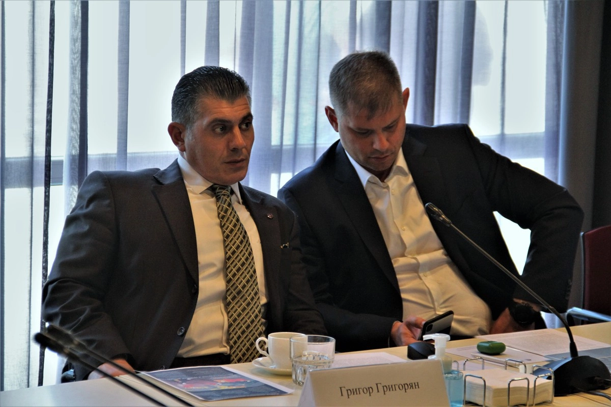 Григор Григорян и Александр Александровский Григор Григорян и Александр Александровский