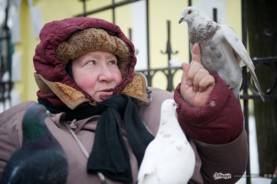 Служительница храма святителя Филиппа, митрополита Московского Нина Мефодиевна. © Антон Белицкий/Ridus.ru