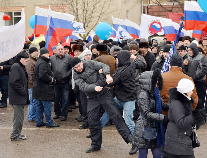 Драка на путинге 23.02.12.