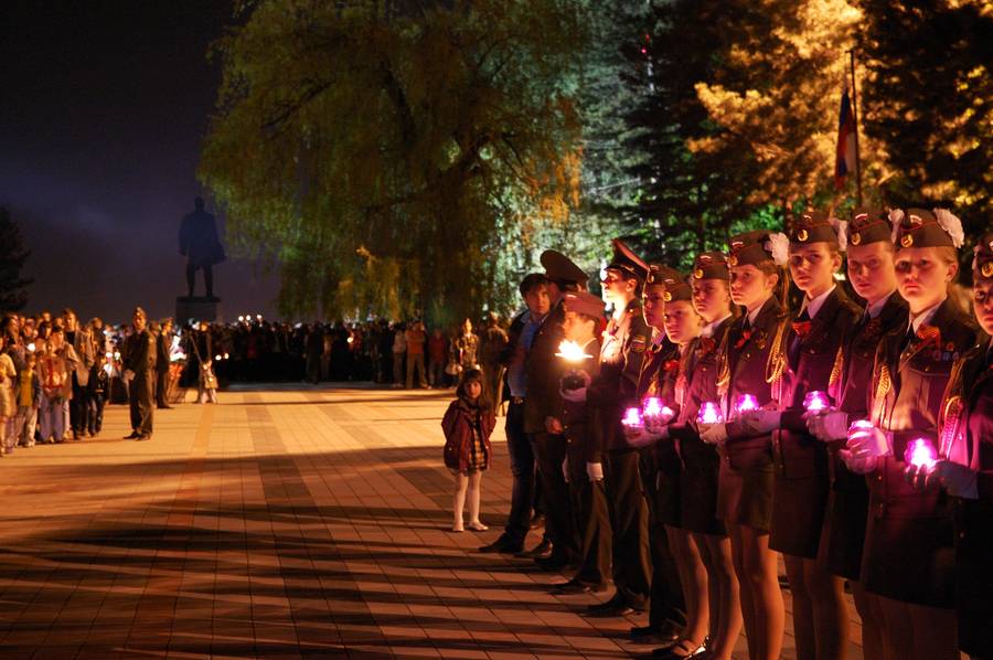 Факельное шествие «Память сердца» Мемориал «Огонь Вечной Славы»