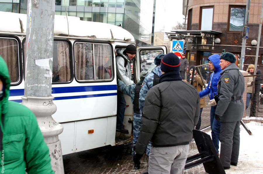 Марш против подлецов.