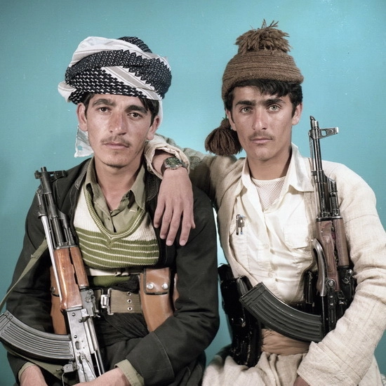 Автомат Калашникова ещё долгое время будет лучшим другом курда Автомат Калашникова ещё долгое время будет лучшим другом курда