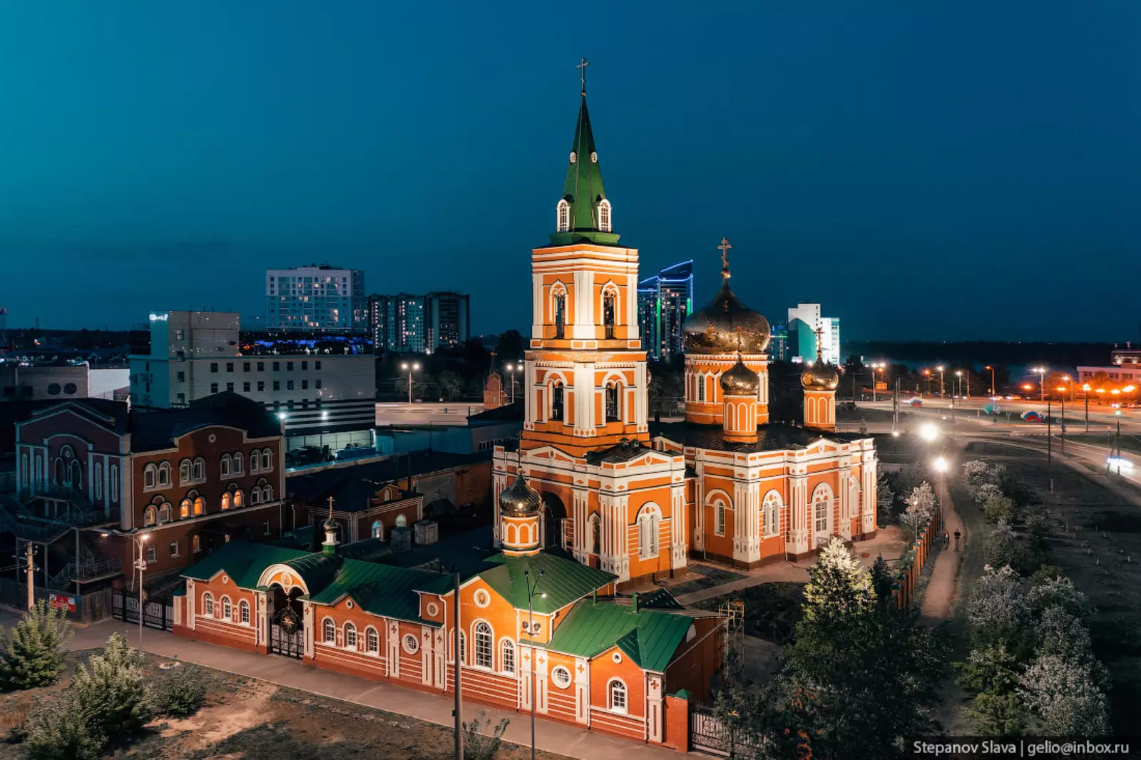 Тема барнаул. Знаменский монастырь Барнаул. Город Барнаул Алтайский край. Столица Алтая Барнаул.