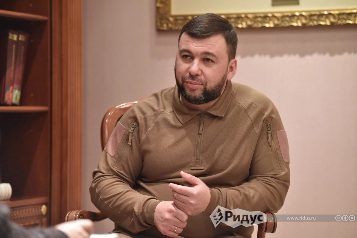 Денис Пушилин. Денис Пушилин.