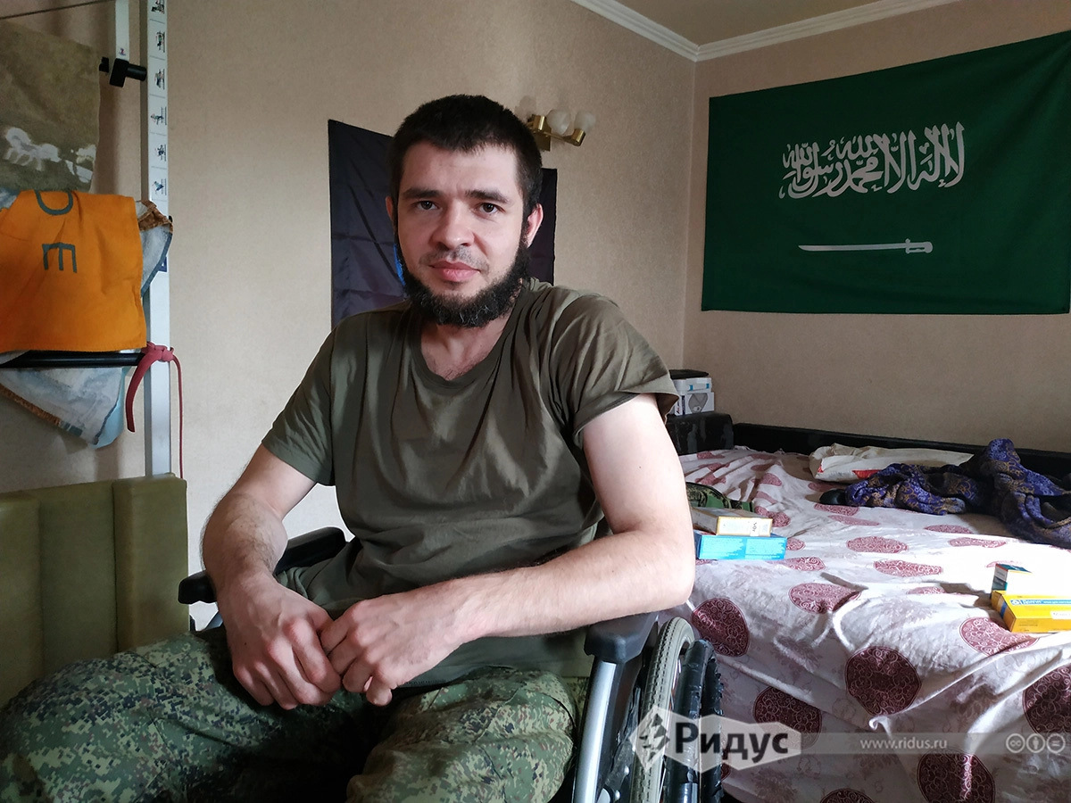 Муса полон решимости встать на ноги. Муса полон решимости встать на ноги.