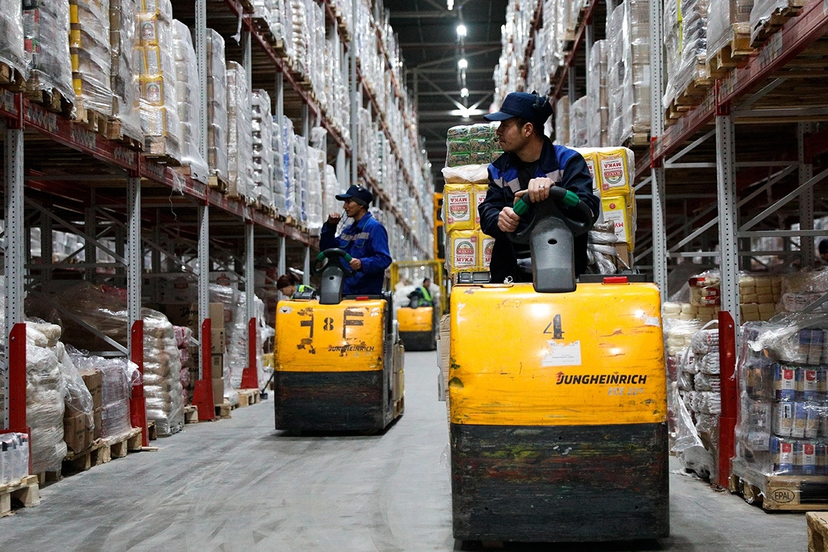 Распределительный продуктовый центр. Распределительный продуктовый центр.