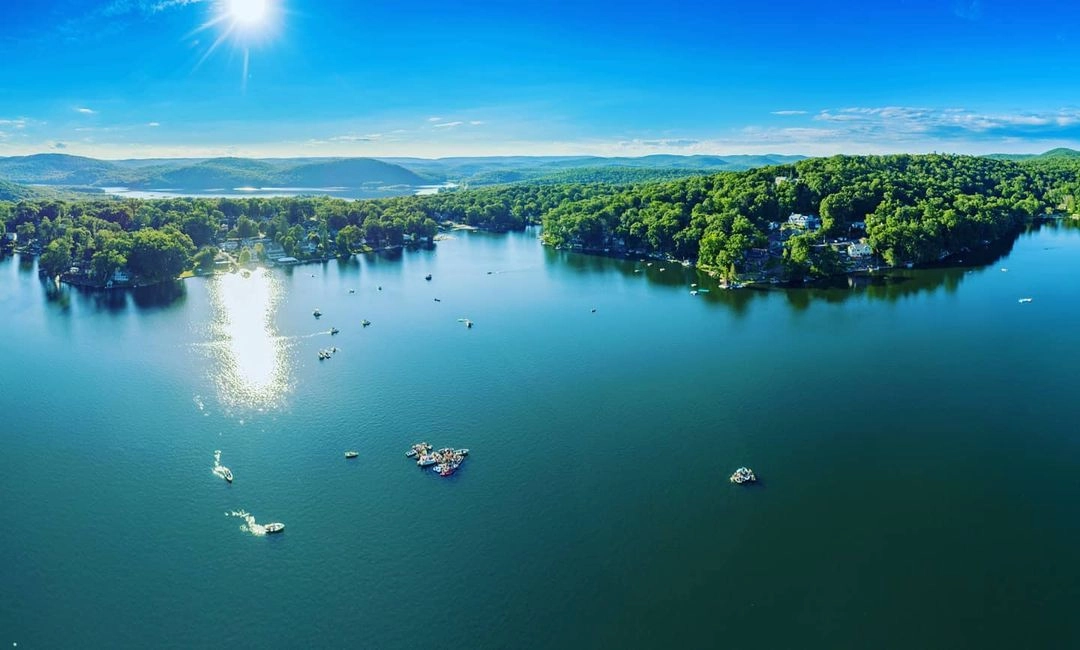 Озеро Эрскин, Рингвуд. Нью-Джерси. Озеро Эрскин, Рингвуд. Нью-Джерси.