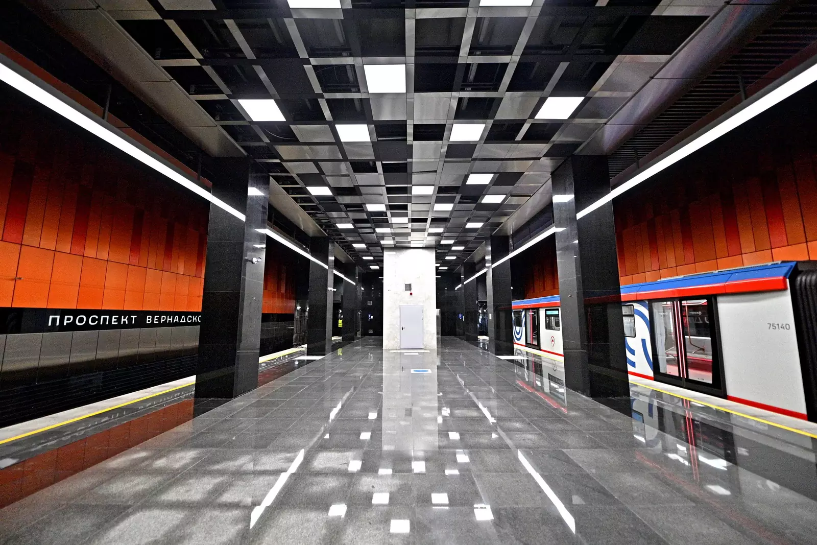 открытые станции метро в москве