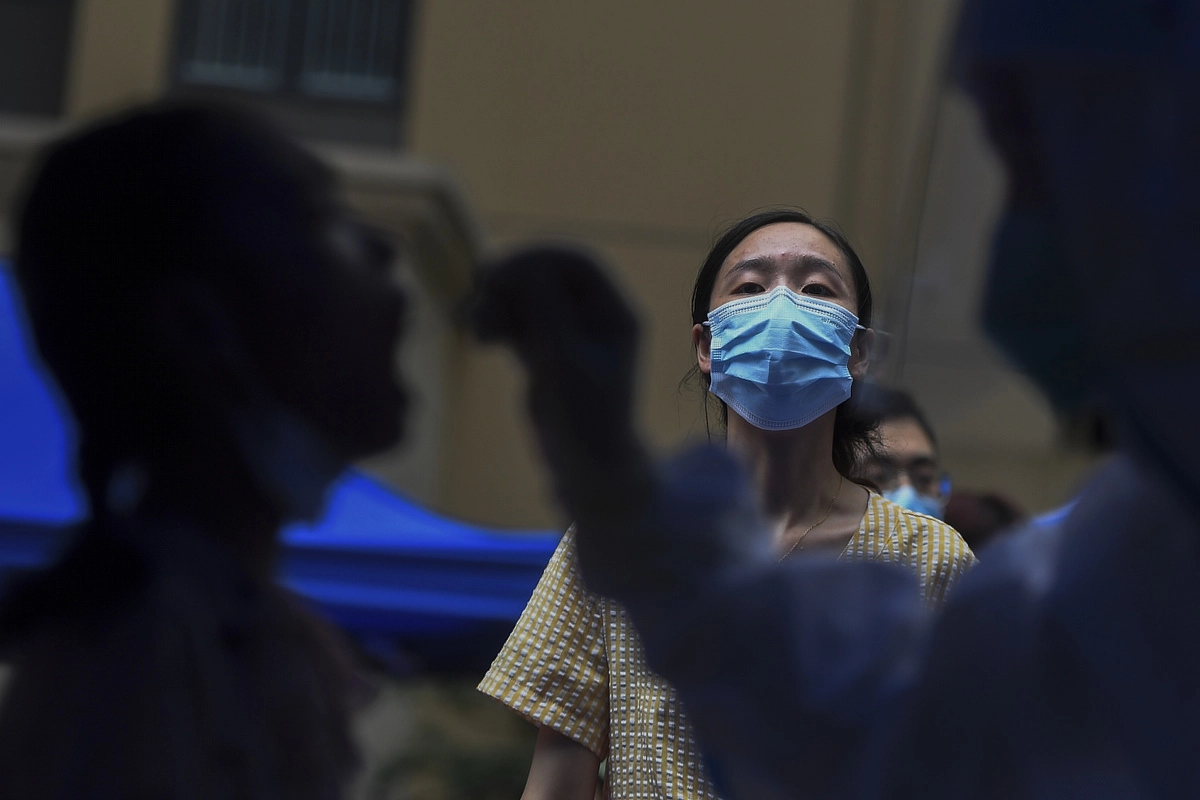 Тестирование на коронавирус COVID-19 в китайском Ухане. Тестирование на коронавирус COVID-19 в китайском Ухане.