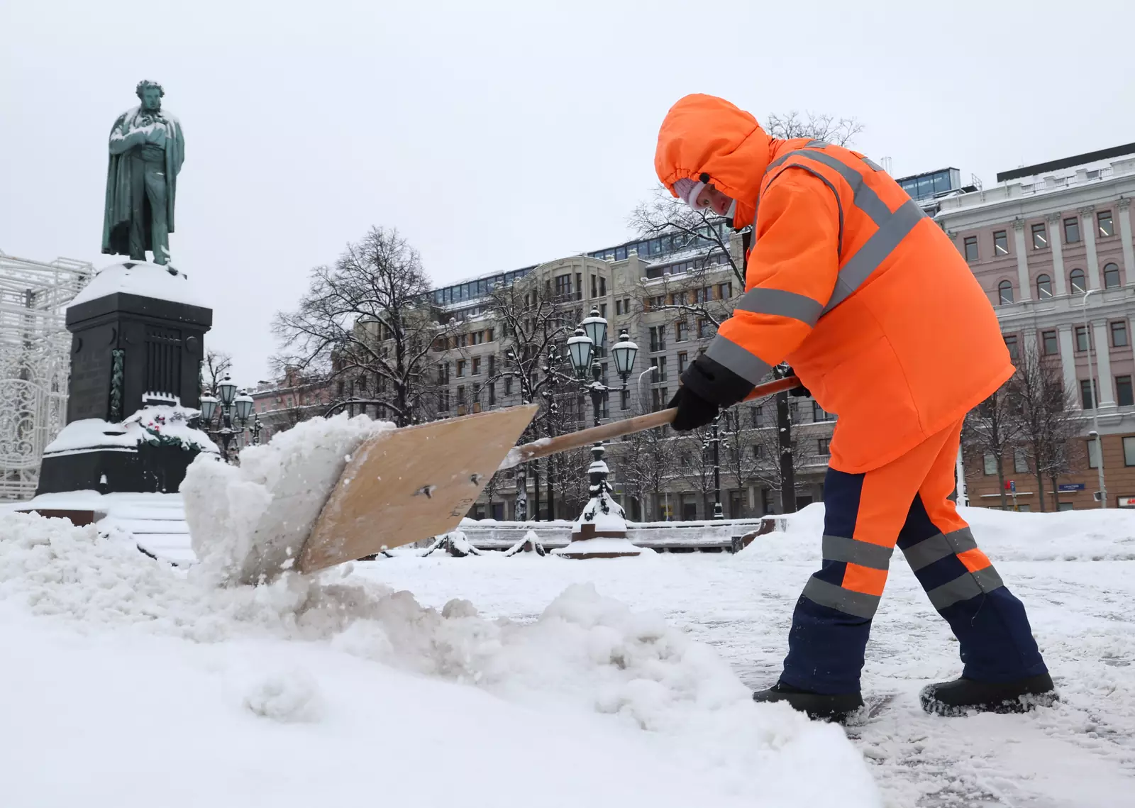 в москве нет снега