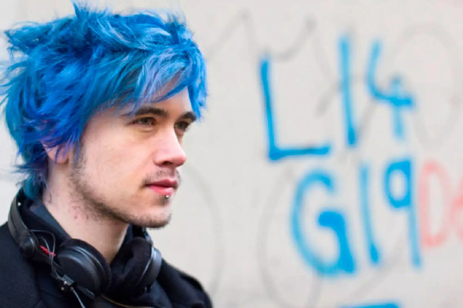 Синие волосы мужские