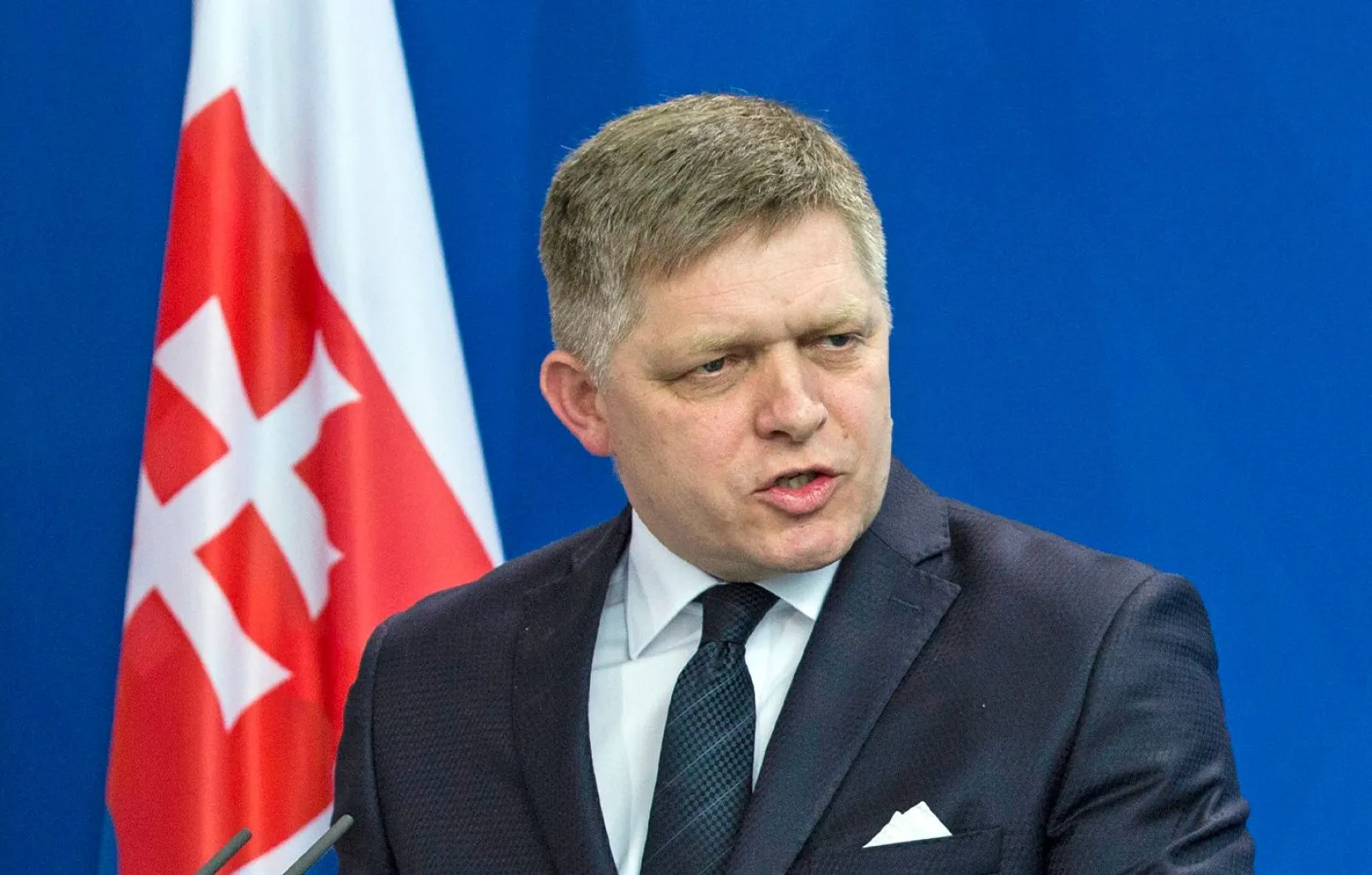 Врачи заявили об улучшении состояния здоровья премьер-министра Словакии Фицо